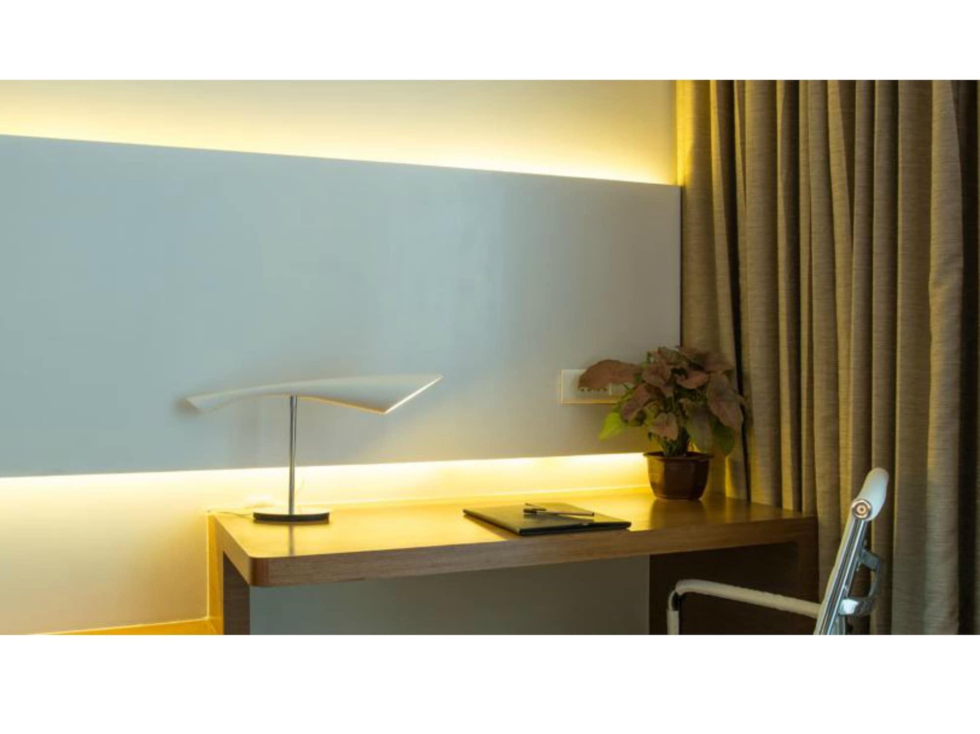 The Fern Residency Mumbai Hotel Ngoại thất bức ảnh